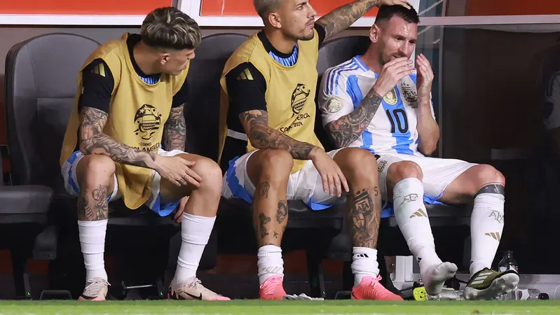 Kisah-di-Balik-Kemenangan-Argentina-dan-Tangis-Lionel-Messi-di-Final-Copa-America-2024